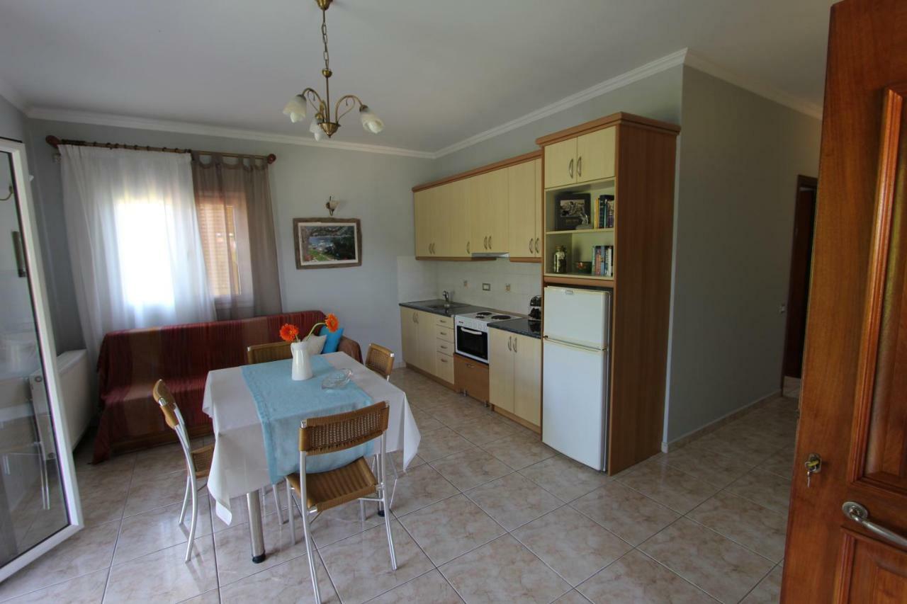 Tosis Apartments Svoronata Exterior photo