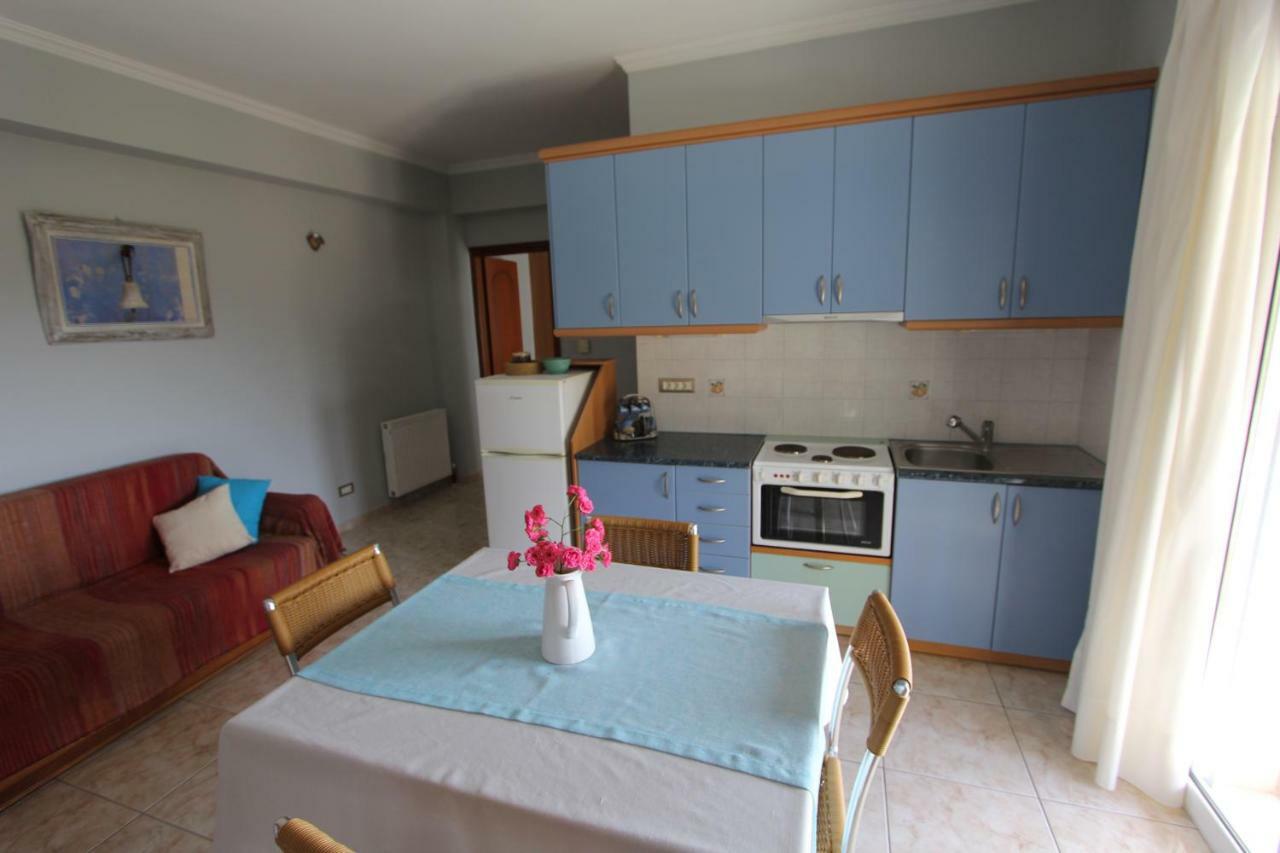 Tosis Apartments Svoronata Exterior photo